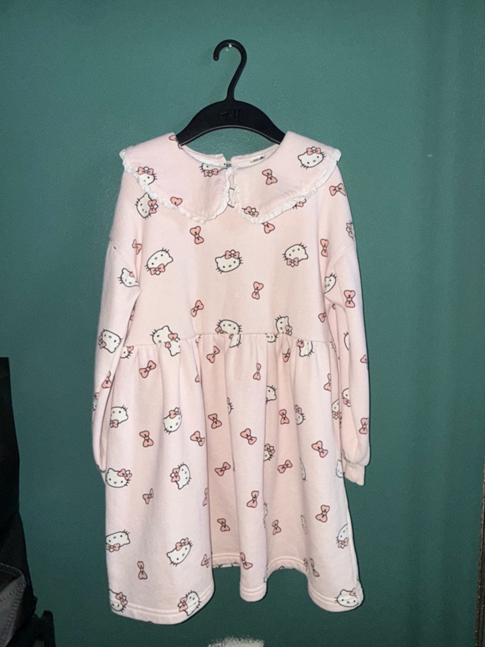 H&M Pink Hello Kitty Print Long Sleeve Dress